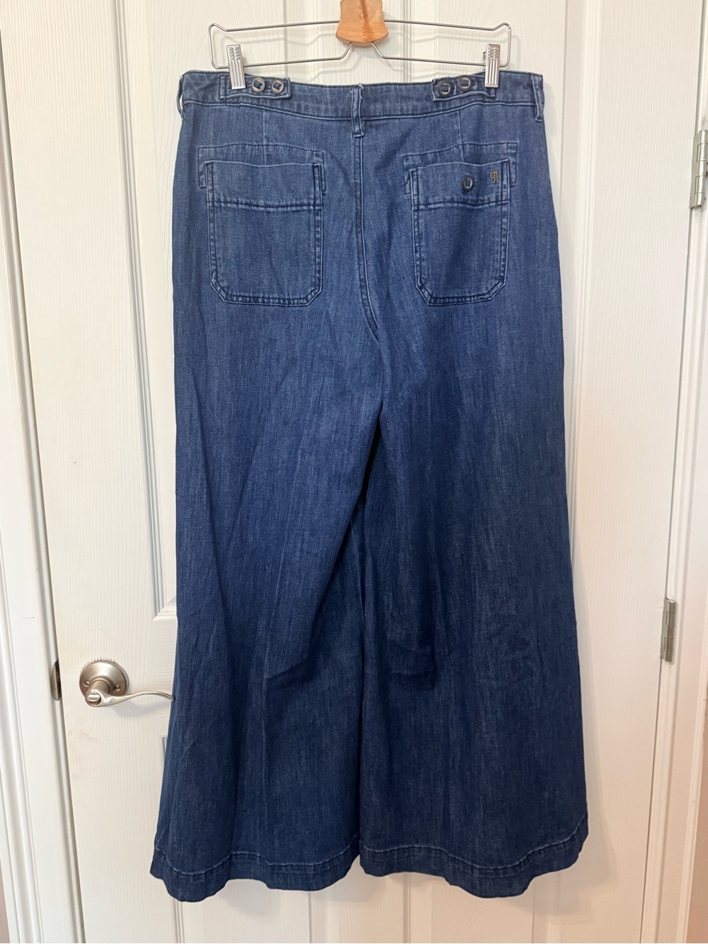 Pilcro Wide-Leg High-Rise Jeans in Dark Blue Denim - Picture 7 of 10